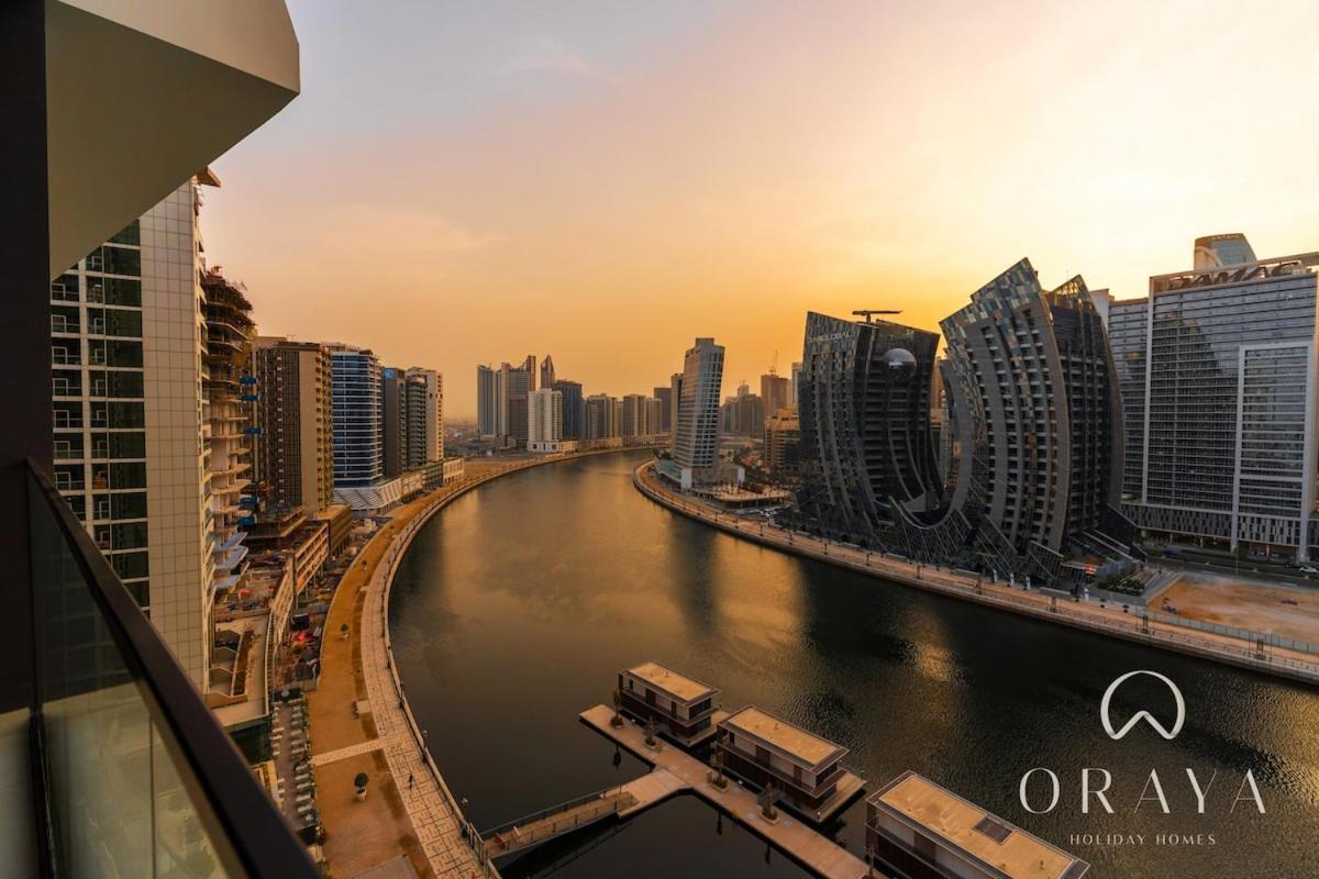 Apartment With Jaw-dropping Canal And Burj Views Dubai