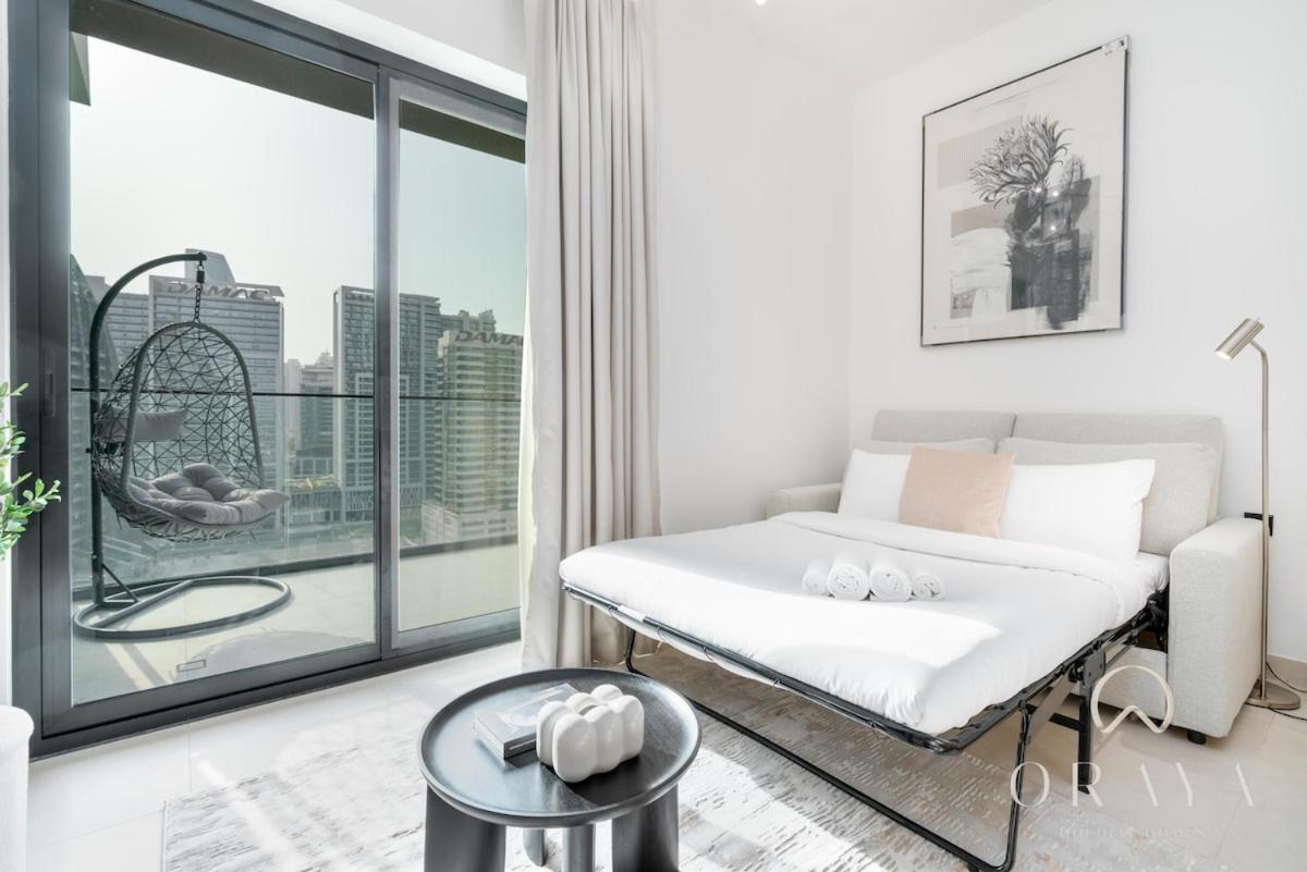 With Jaw-dropping Canal And Burj Views Apartment Dubai
